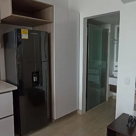 New Loft In Close To The Airport Apartamento